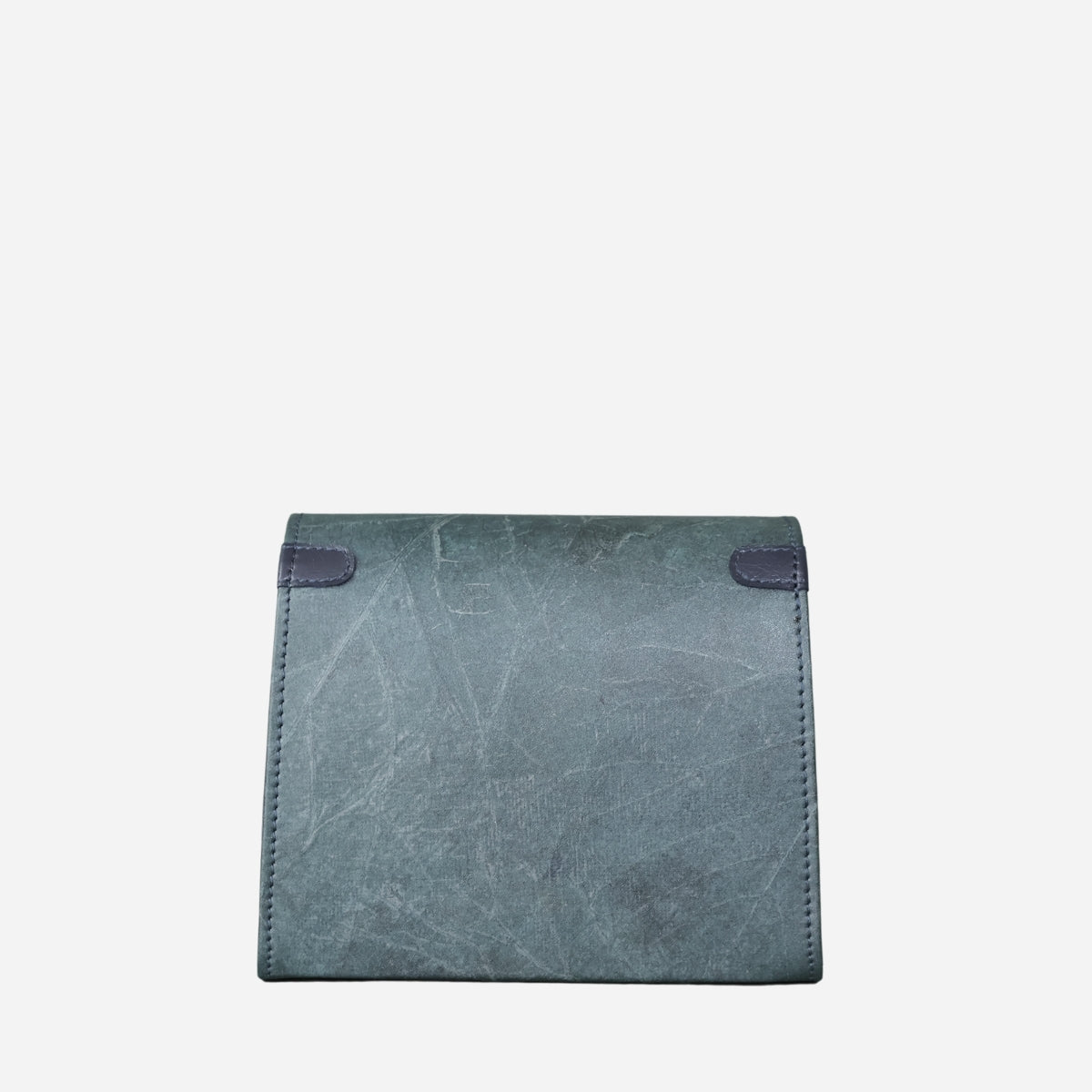 Vegan Leaf Leather Box Bag Thamon Blue Diane