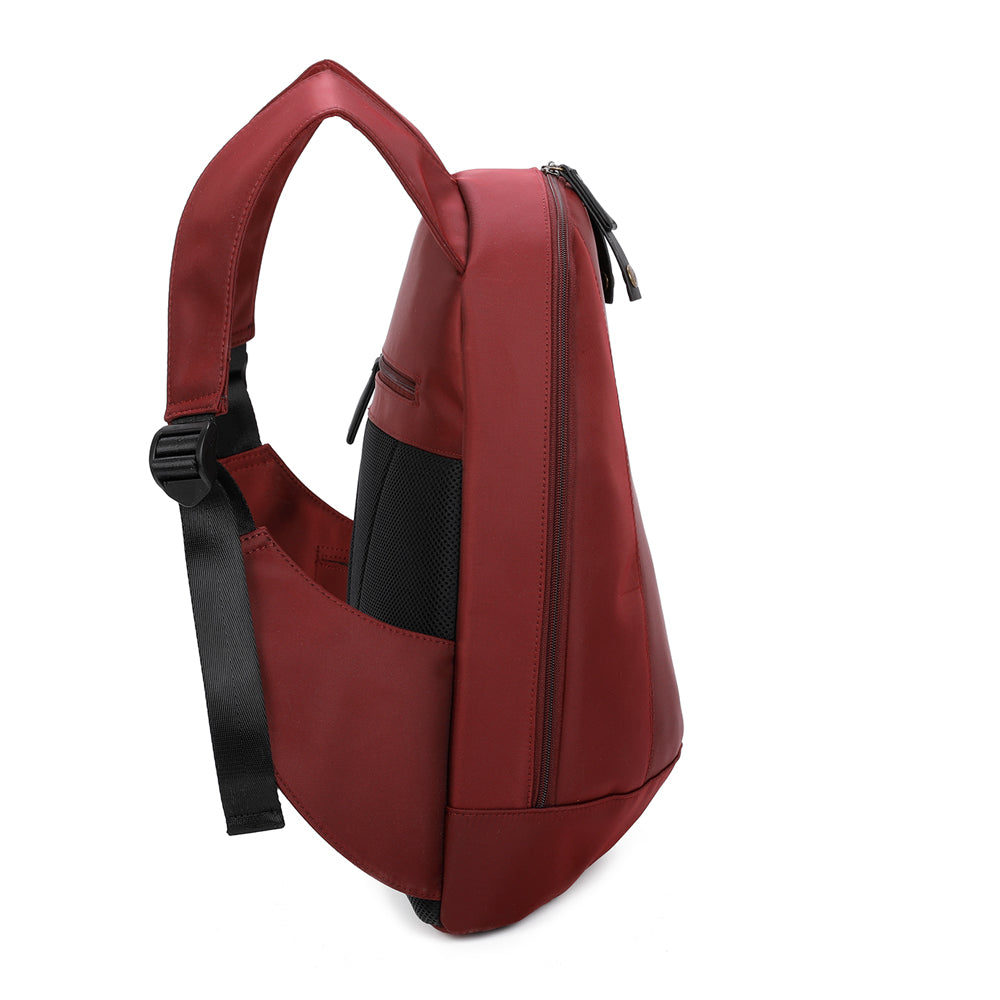 arsayo burgundy backpack side shot on white background
