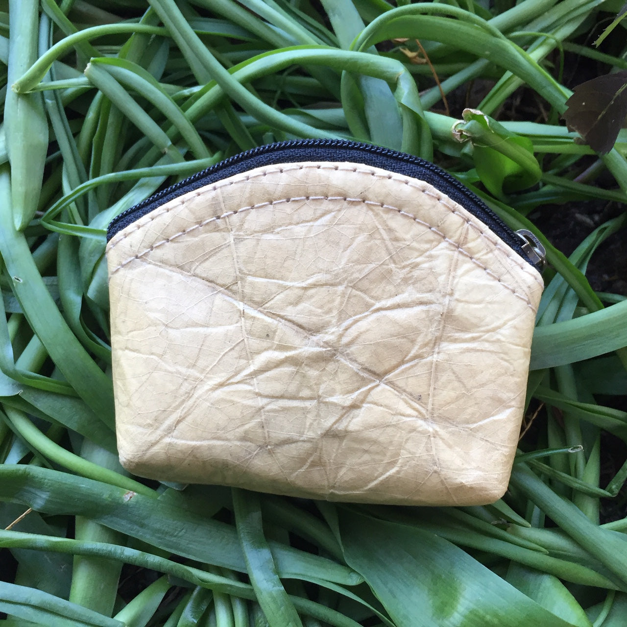 Vegan Leaf Leather Women's Coin Purse Natural - I Am The Animal