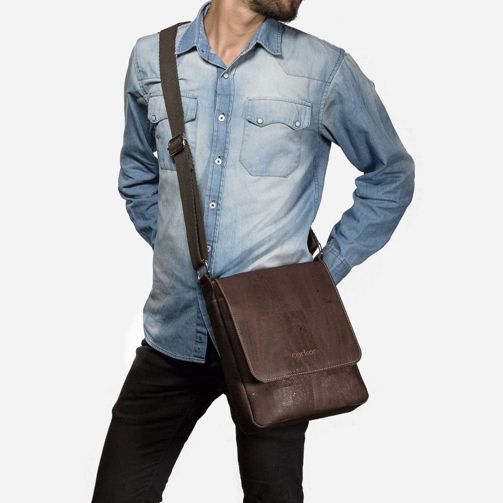 Cork Vegan Messenger Bag Medium Tablet Corkor Dark Brown - I Am The Animal