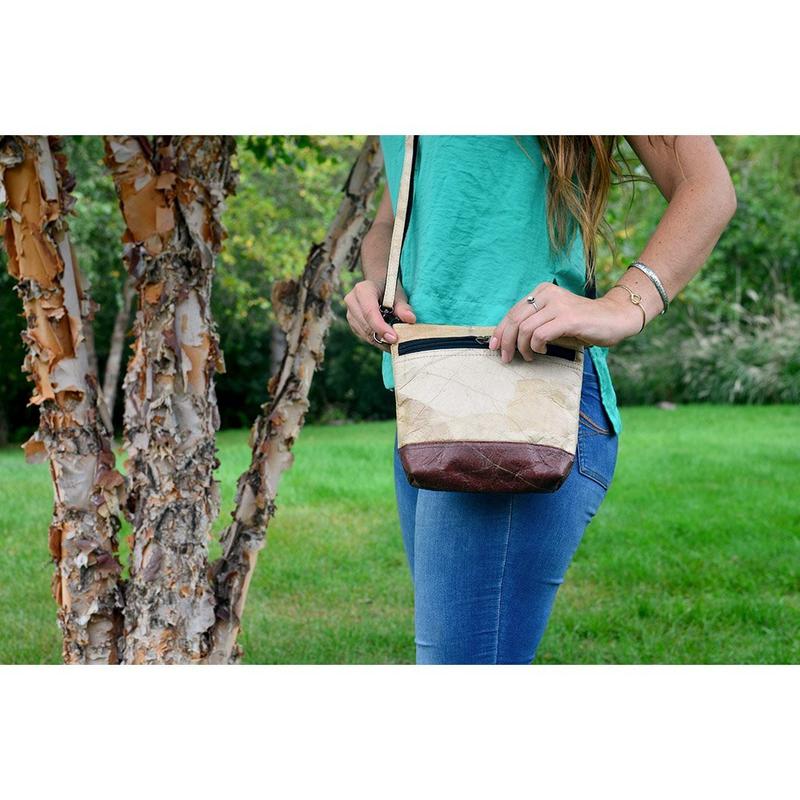 Vegan Leaf Leather Women's Shoulder Bag Natural - I Am The Animal